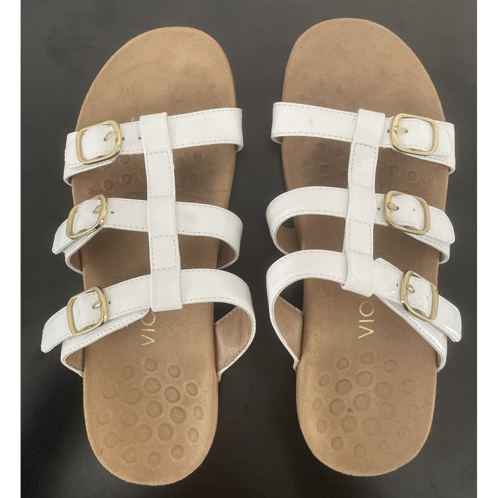 Womens Vionic Sandals Size 8 Misa White Patent Leather Straps Buckles Classic - Picture 9 of 11